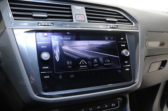 Volkswagen Tiguan Allspace 29 of 30
