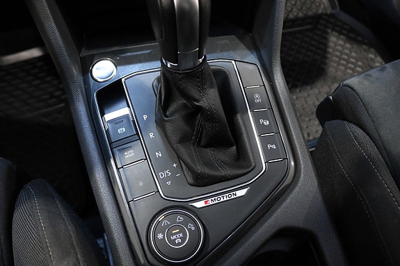 Volkswagen Tiguan Allspace 24 of 30