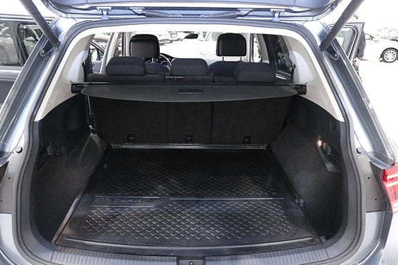 Volkswagen Tiguan Allspace 20 of 30