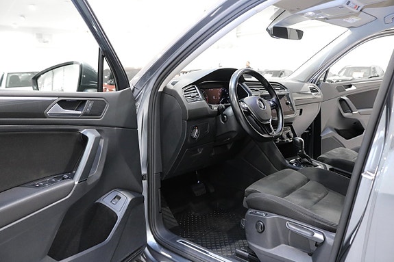 Volkswagen Tiguan Allspace 12 of 30