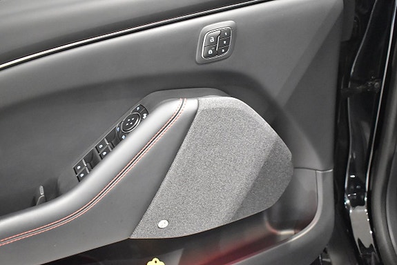 Ford Mustang Mach-E 15 of 25