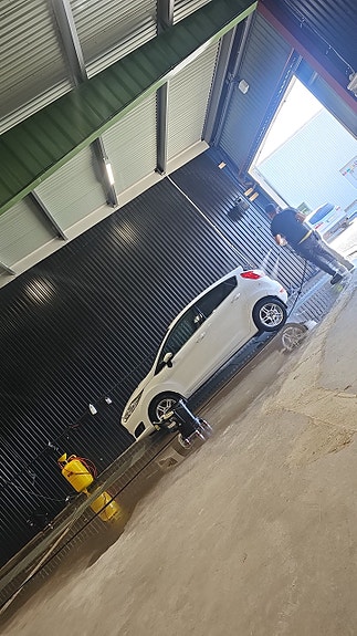 Ford Fiesta 3 of 4