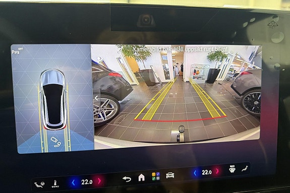 Mercedes-Benz CLA350 17 of 18