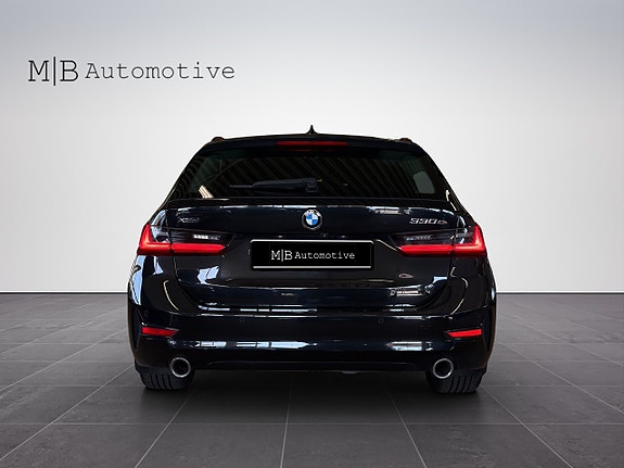 BMW 330e 5 of 21