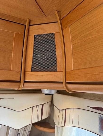 Kabe Royal 560 XL KS 11 of 16