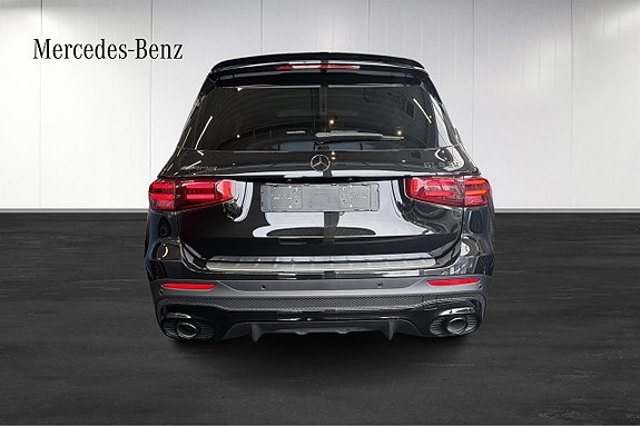 Mercedes-Benz GLB35 5 of 21