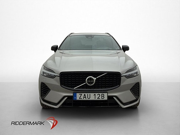 Volvo XC60 2 of 5