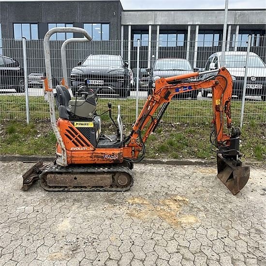 Fiat-Kobelco E9 SR - Minigravemaskine / mini excavator 1 ton 3 of 26