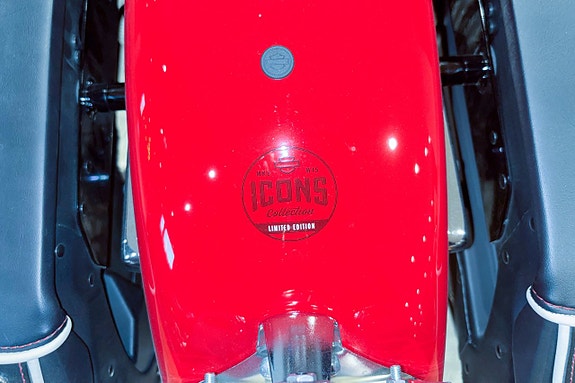 Harley-Davidson Hydra Glide Revival |75th anniversary|Limited edition Nr: 0152/1750|98 mil| 13 of 17