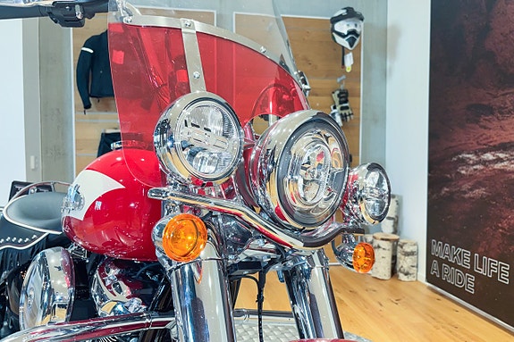 Harley-Davidson Hydra Glide Revival |75th anniversary|Limited edition Nr: 0152/1750|98 mil| 11 of 17