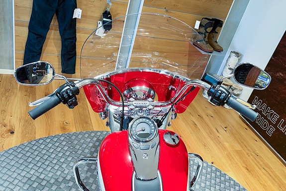 Harley-Davidson Hydra Glide Revival |75th anniversary|Limited edition Nr: 0152/1750|98 mil| 15 of 17