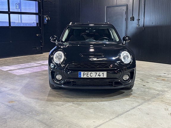 MINI Clubman Cooper S 2 of 21