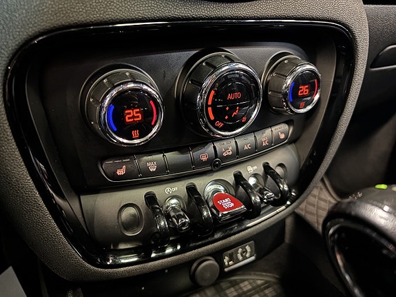 MINI Clubman Cooper S 12 of 21