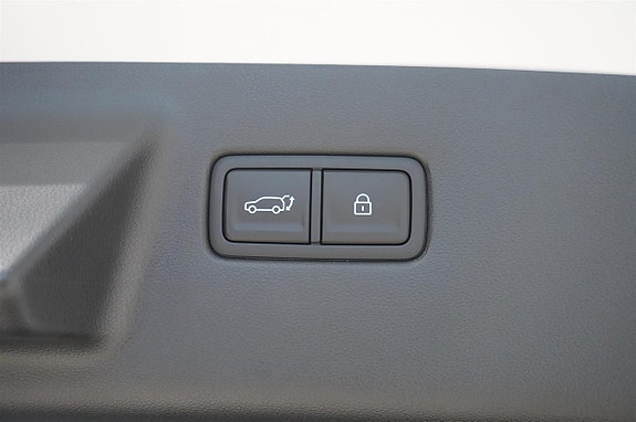 Hyundai Santa Fe 16 of 16