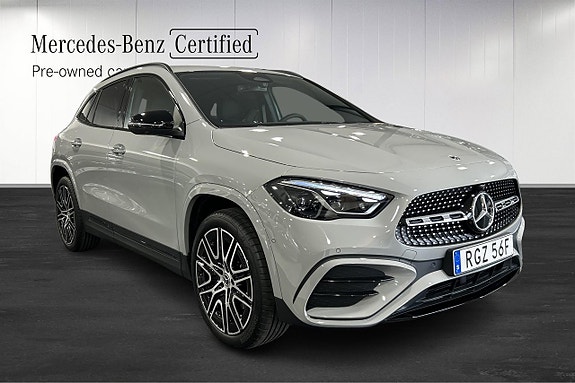 Mercedes-Benz GLA250 5 of 12