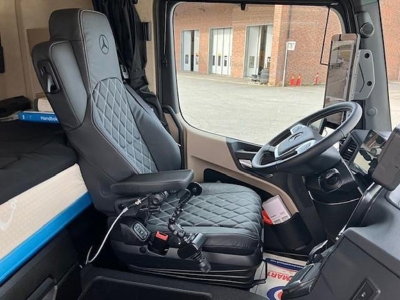 Mercedes-Benz Arocs V 3253 L 8x4 (Plog) 19 of 30