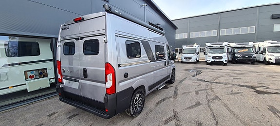 Knaus 540 MQ BoxLife Platinum "Automat +lyftsäng + adaptiv farthållare" 2 of 14