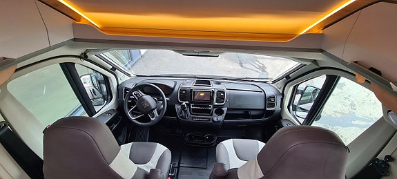 Knaus 540 MQ BoxLife Platinum "Automat +lyftsäng + adaptiv farthållare" 5 of 14