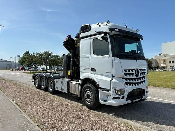 Mercedes-Benz Arocs 3253 L 8x4 (Kranvxl) 4 of 10