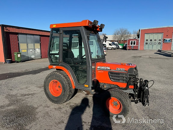 Traktor Kubota B2410 4 of 5