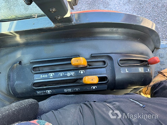 Traktor Kubota B2410 19 of 27
