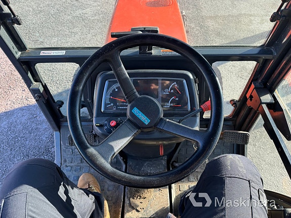 Traktor Kubota B2410 13 of 27