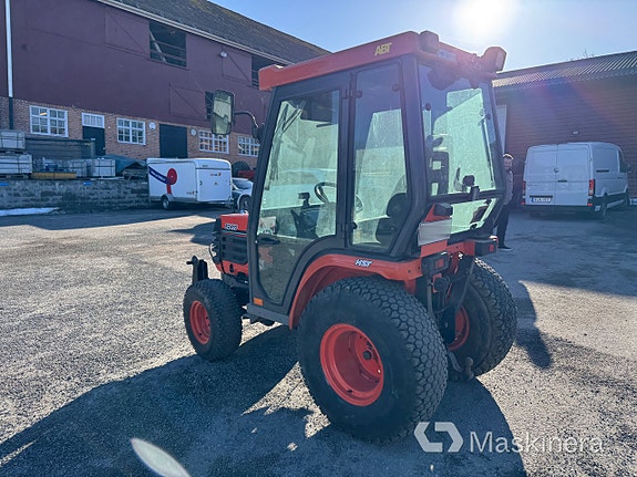 Traktor Kubota B2410 9 of 27