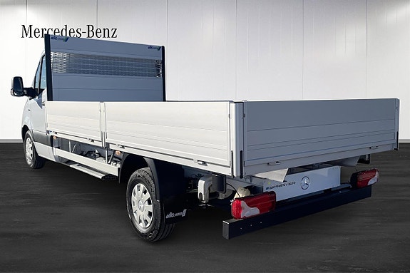 Mercedes-Benz eSprinter 420 3 of 11