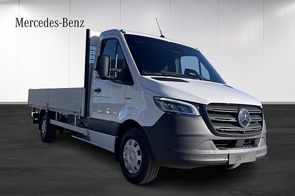 Mercedes-Benz eSprinter 420 2 of 11