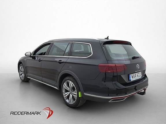 Volkswagen Passat Alltrack 5 of 30