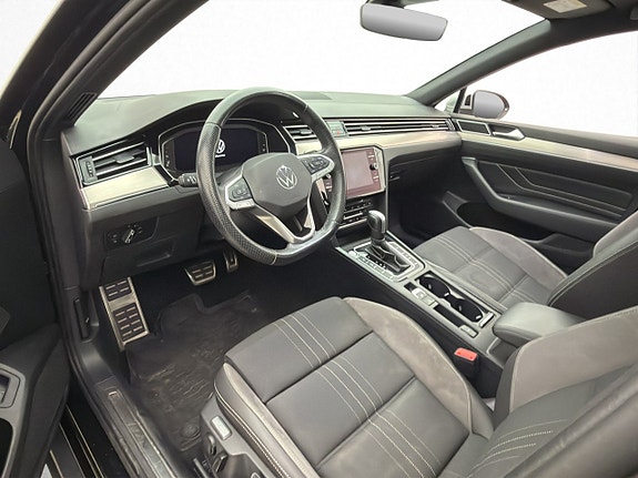 Volkswagen Passat Alltrack 9 of 30