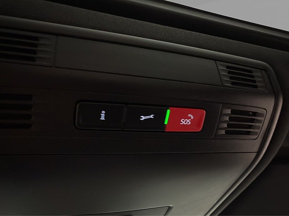 Volkswagen Passat Alltrack 29 of 30