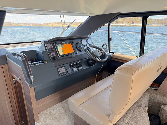 Sealine F380 7 of 12