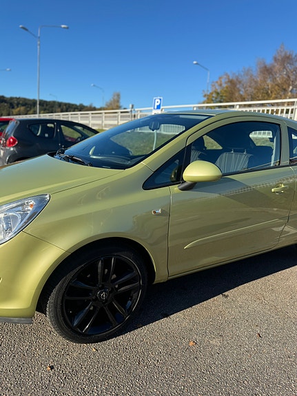 Opel Corsa 3 of 4