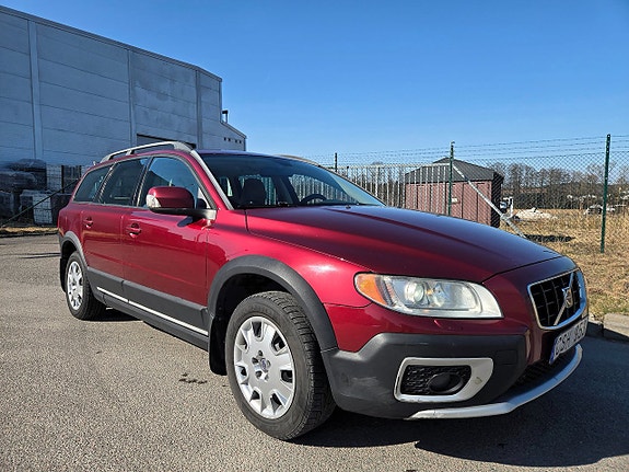Volvo XC70 8 of 15