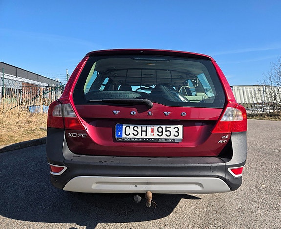 Volvo XC70 5 of 15