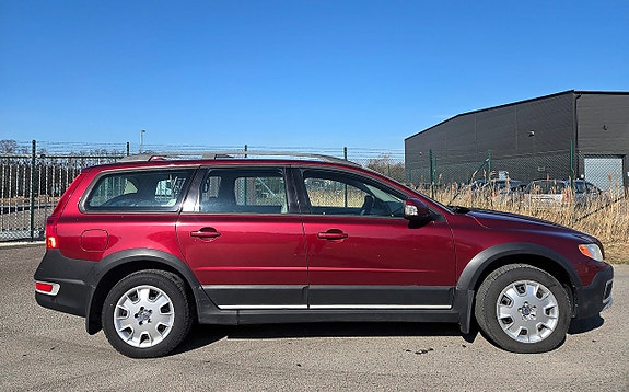 Volvo XC70 7 of 15