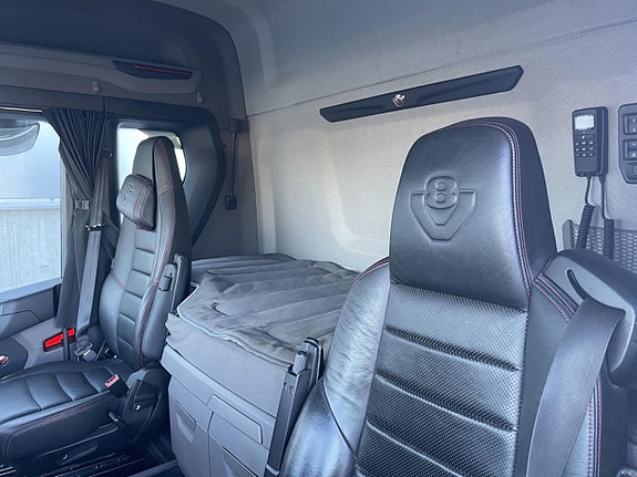 Scania R 650 B6x4 timmerbil + kran Sommarkampanj 10 of 13
