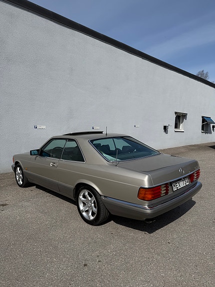 Mercedes-Benz 420 SEC 4 of 6