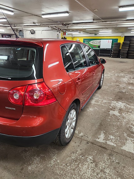 Volkswagen Golf V 4 of 14