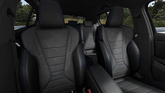 BMW 120 10 of 13
