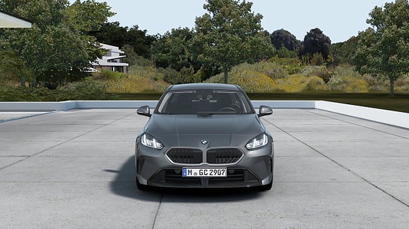 BMW 120 3 of 13