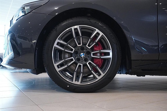 BMW i5 11 of 11