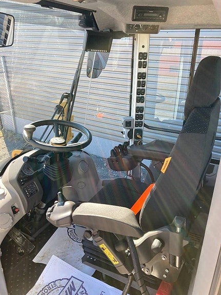 Volvo L 60 H 6 of 6