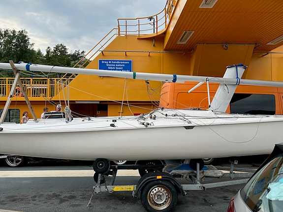 CB 66 — Vedi foto 1
