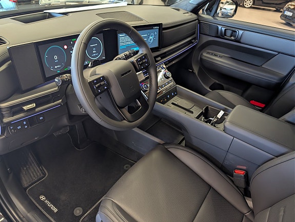Hyundai Santa Fe 8 of 11