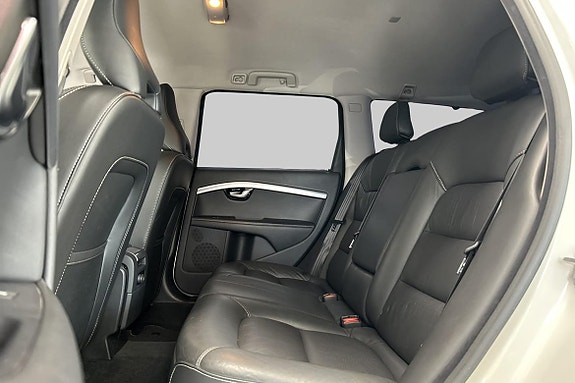 Volvo V70 8 of 20