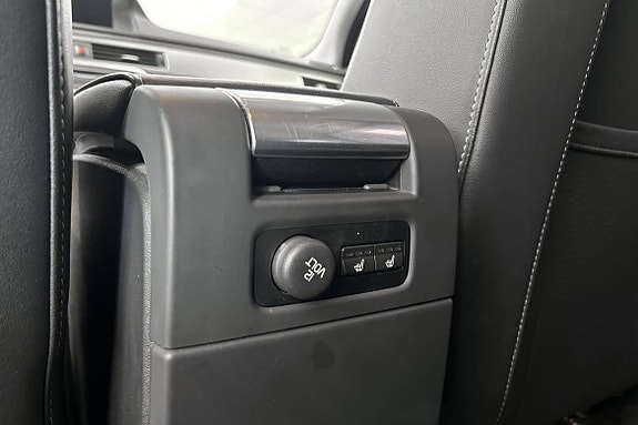 Volvo V70 9 of 20
