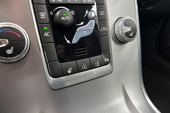Volvo V70 14 of 20
