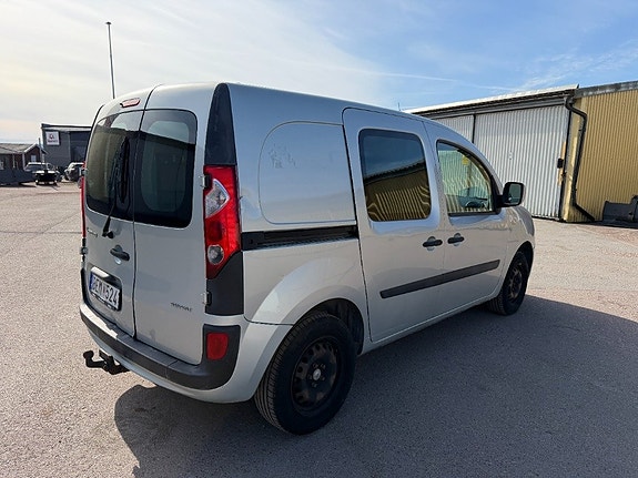 Renault Kangoo Express 3 of 5